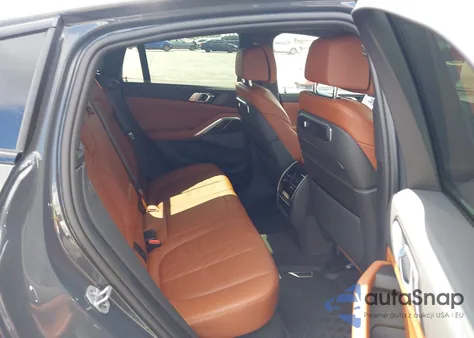 2026 BMW X6 xDrive40I z USA, uszkodzony, nr VIN 5UX33EX07T9268484